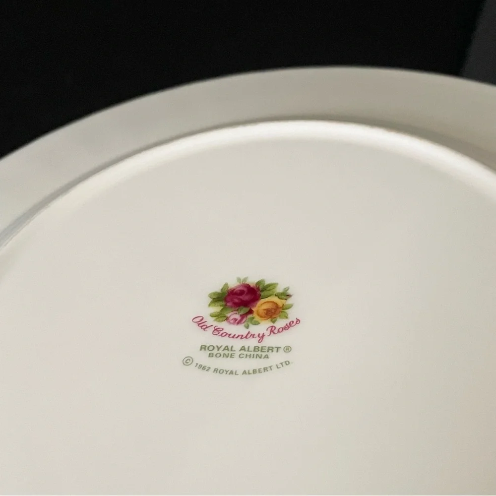 SET of 2 Salad Plates - Old Country Roses by Royal Albert